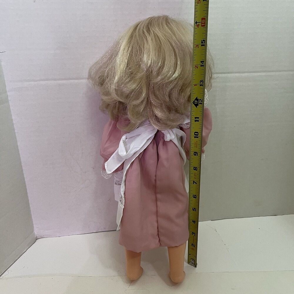 Famous Doll 16” Spain Blonde Hair Blue Sleeping Eyes - Picture 9 of 11
